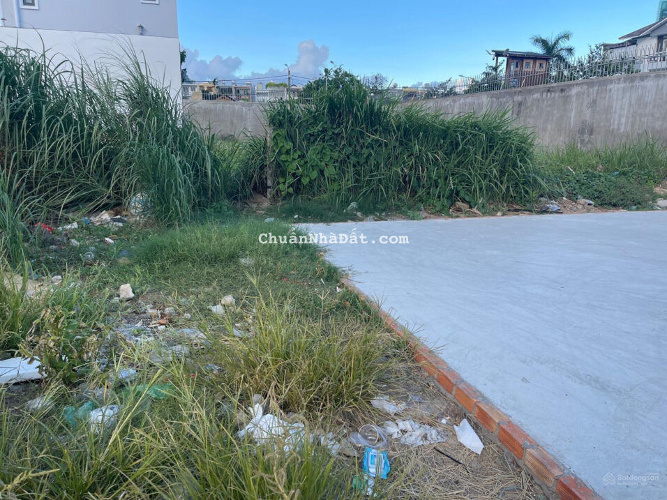 Cắt lỗ 300tr bán lô đất 86m2 mặt tiền đường Dương Đình Cúc gần trường TH Lương thế Vinh. Giá: 739tr