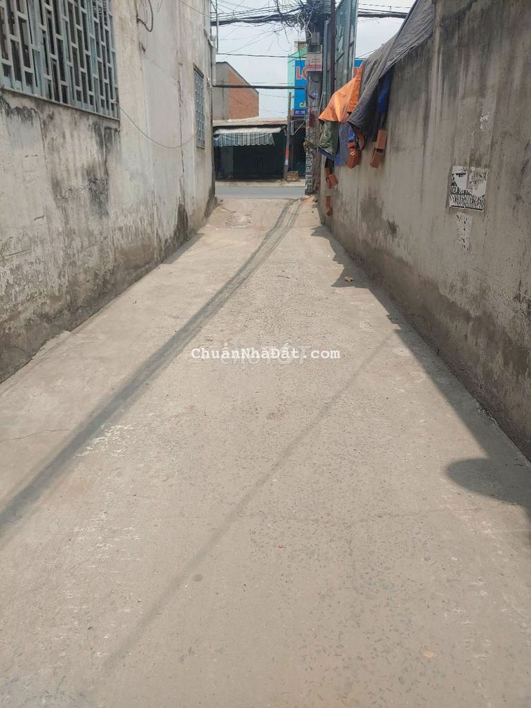 Đất thổ cư giá rẻ đường Tân Liêm ngay chợ Phú Lạc