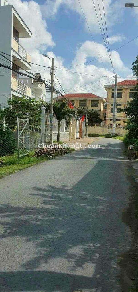 HÀNG NGỘP 800TRIỆU GẦN 100m2 THỔ CƯ - HƯNG LONG - BÌNH CHÁNH - SHR