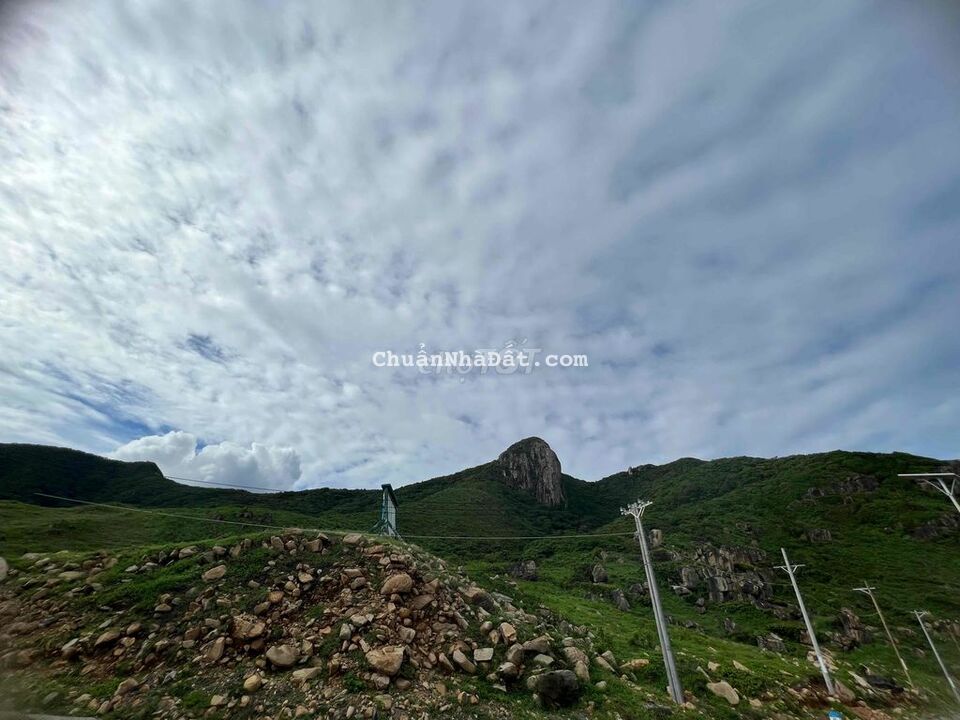 Cần Bán 100m2 đất với giá chỉ có 160tr gần ngay Khu vực Long Khánh