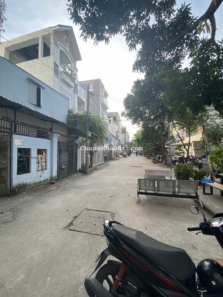 Bán đất Ngang Lớn- Đặng Thùy Trâm, Phường 13, BT 110m2 giá 10,3tỷ TL Bán đất Ngang Lớn- Đặng Thùy Trâm, Phường 13, BT 110m2 giá 10,3tỷ TL