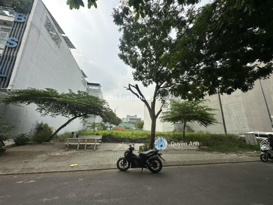 Bán đất Đặng Thùy Trâm, 5x22m, xây hầm 3,5 tấm, đường 14m, 94tr/m2, ngay cạnh đại học Văn Lang Bán đất Đặng Thùy Trâm, 5x22m, xây hầm 3,5 tấm, đường 14m, 94tr/m2, ngay cạnh đại học Văn Lang