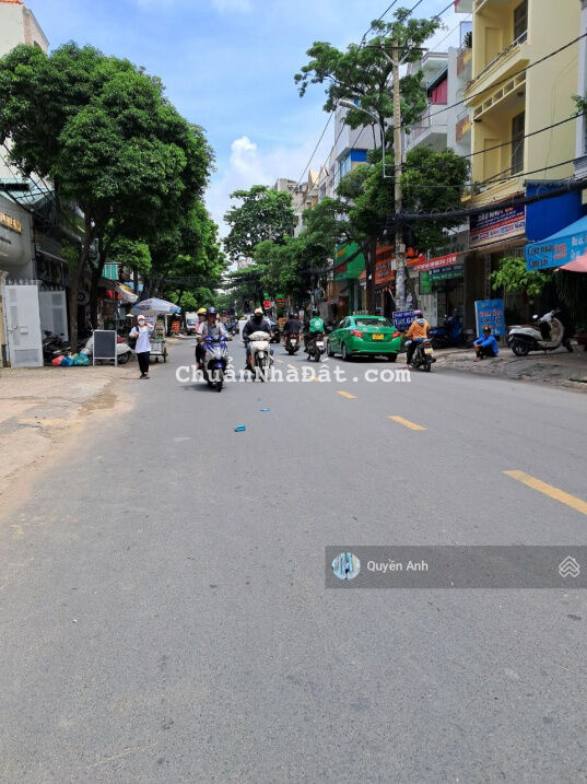 Đất xây CHDV ngay Hutech, 10x25m. Khuôn đất đẹp, chỉ 23.5 tỷ TL, hẻm 8m thông Tầm Vu Đất xây CHDV ngay Hutech, 10x25m. Khuôn đất đẹp, chỉ 23.5 tỷ TL, hẻm 8m thông Tầm Vu