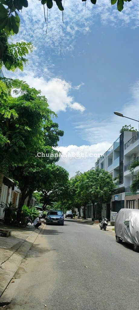 BÁN LÔ ĐẤT HIẾM GIÁ CHỈ 110tr/m2, 4*15 xây được hầm trệt lửng 2 lầu st