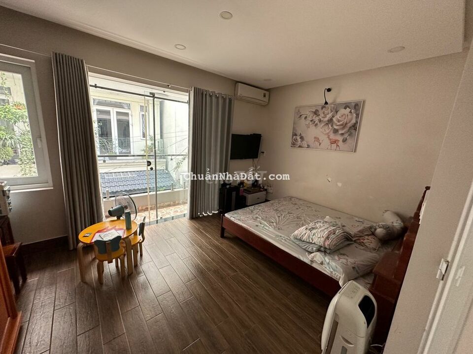 Bán nhà giá đất hẻm xe hơi thông tận cửa kv xây dựng hầm 6 Tầng