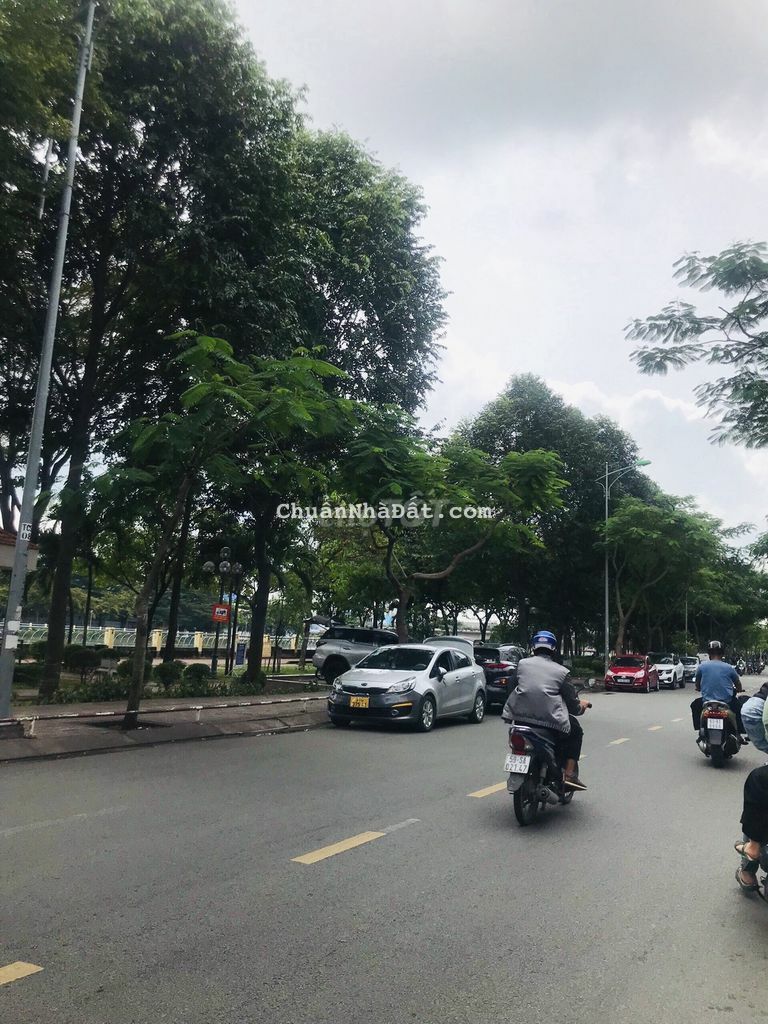 Bán nhà giá đất hẻm xe hơi thông tận cửa kv xây dựng hầm 6 Tầng