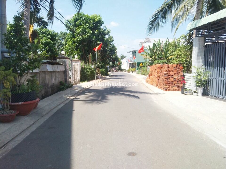 Đất 8x34 thổ cư hẻm 18 Đường Hồ Trung Thành (Công Binh)