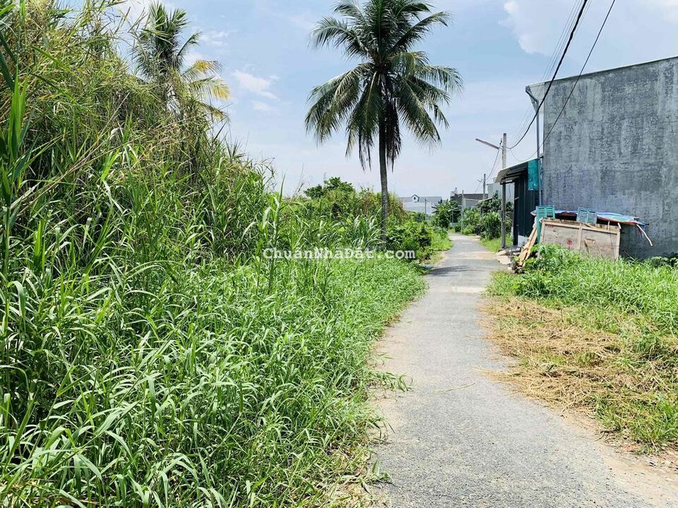 Bán nền đường Nguyễn Truyền Thanh vào 200m.