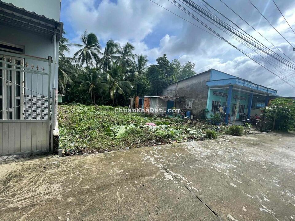Nền thổ cư giá 750 triệu 5x15=73,2m2 lộ 4m Cách VVK Cầu Rạch Cam 700m Nền thổ cư giá 750 triệu 5x15=73,2m2 lộ 4m Cách VVK Cầu Rạch Cam 700m