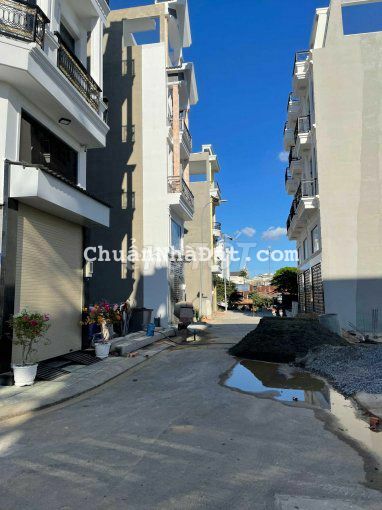 BÁN LÔ ĐẤT 50M2 NẰM NGAY BỆNH VIỆN BÌNH TÂN, SR