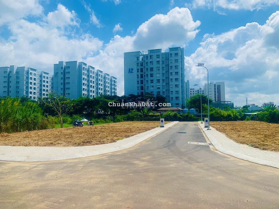 Vừa ra sổ 30 nền B.Tân gần Võ Văn Kiệt,tiện vào Q1 Vừa ra sổ 30 nền B.Tân gần Võ Văn Kiệt,tiện vào Q1