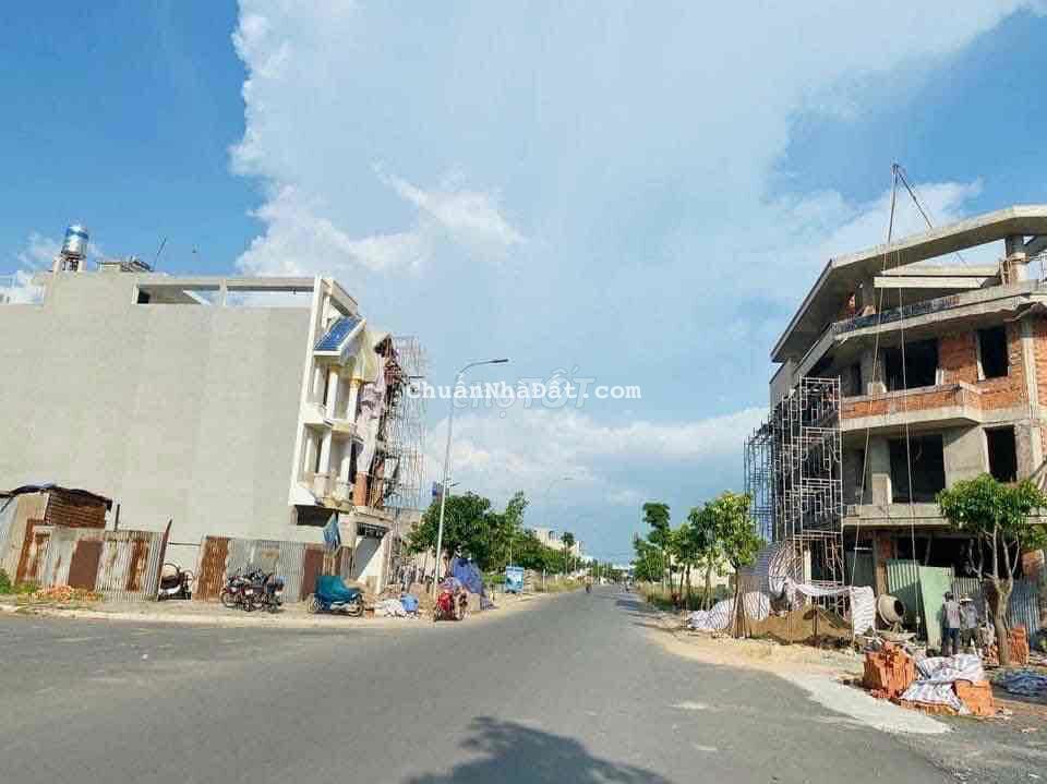 Chính Chủ Cần Bán Ngay Lô Đất 64m2 MT Chợ Mỹ Nga