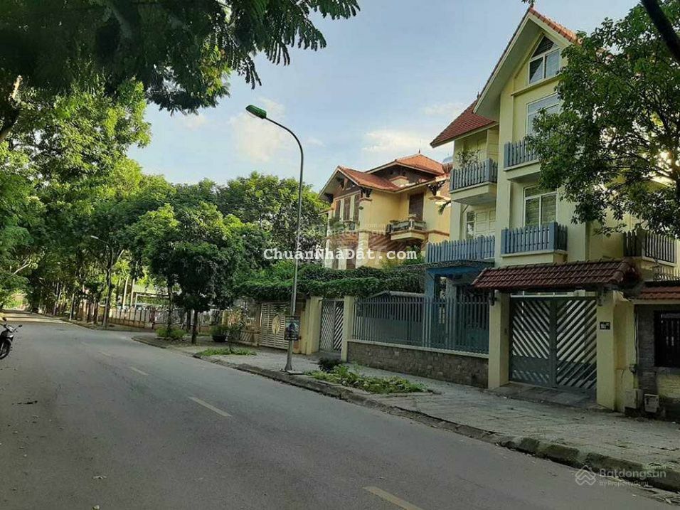 Bán nhanh lô đất, 70,9m2, giá 4tỷ750triệu, đường 25m ngay ngã 4 T.Lân Bán nhanh lô đất, 70,9m2, giá 4tỷ750triệu, đường 25m ngay ngã 4 T.Lân