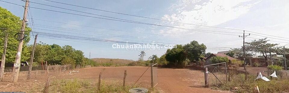 cần Ra đi một lô đất dân mặt tiền đường nhựa ( giá 130 Triệu/Lô)