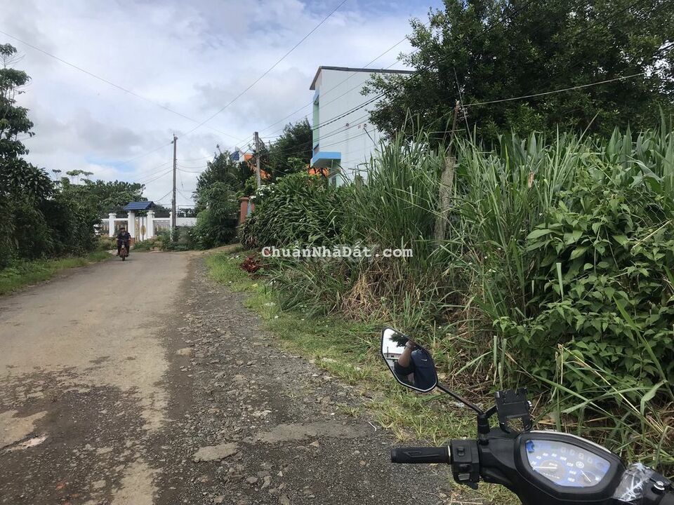 Lô gốc 2 mặt tiền,1125m2 sẵn thổ .trung tâm Lộc Đức, Bảo Lâm Bào Lộc . Lô gốc 2 mặt tiền,1125m2 sẵn thổ .trung tâm Lộc Đức, Bảo Lâm Bào Lộc .