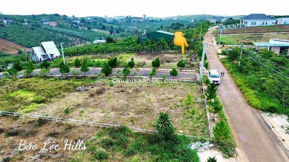 Bán lô mặt tiền đường nhựa nhà nước giá rẻ sổ hồng