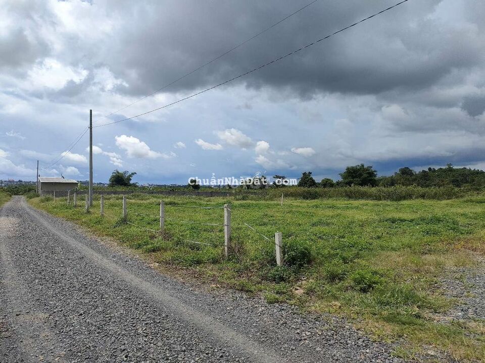 Đất đầu tư 2 mặt tiền cần bán