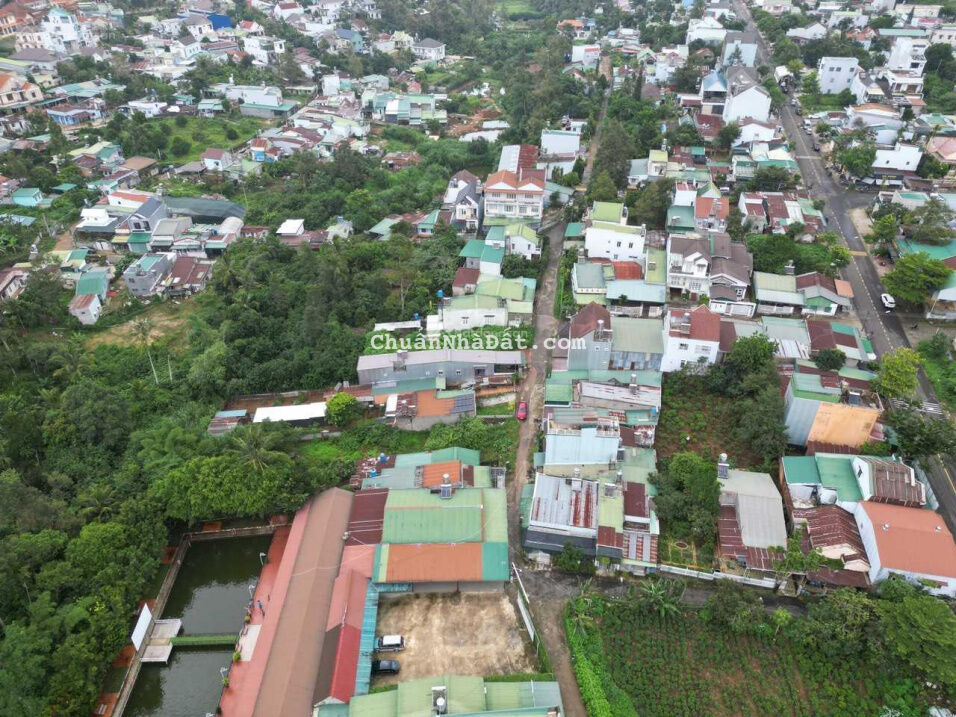 Cần bán gấp đất chính chủ mặt tiền P2. TP Bảo Lộc. Lâm Đồng