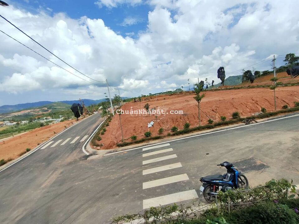 ĐẤT VIEW CỰC ĐẸP GIÁ TỐT KHU VỰC