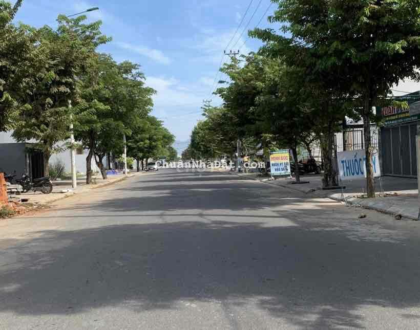 Bán ngộp lô Full thổ cư 70m2 giá trả trước có 400tr quá mềm Bán ngộp lô Full thổ cư 70m2 giá trả trước có 400tr quá mềm