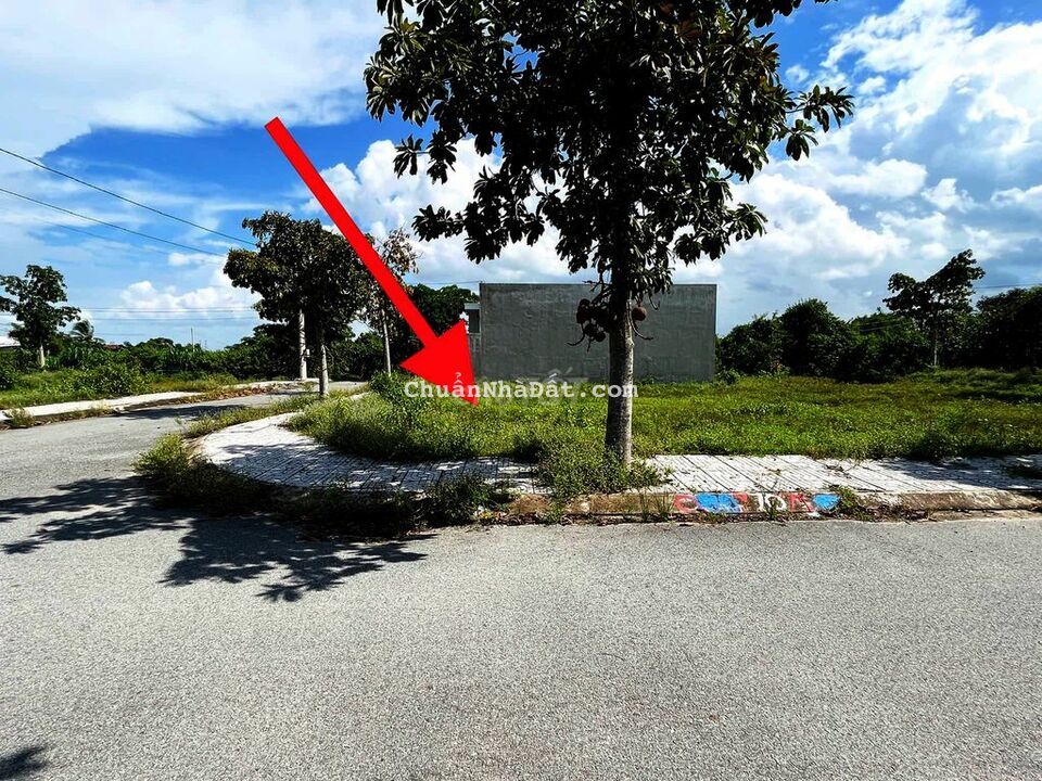 Gấp lắm rồi. Bán cắt lỗ lô đất 2 mặt tiền nở hậu VSIP2A Gấp lắm rồi. Bán cắt lỗ lô đất 2 mặt tiền nở hậu VSIP2A