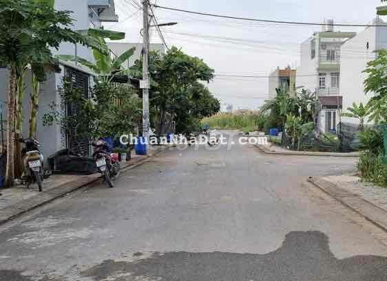 Trả nợ ngân hàng đất Full thổ cư vị trí đẹp Phú Giáo Trả nợ ngân hàng đất Full thổ cư vị trí đẹp Phú Giáo