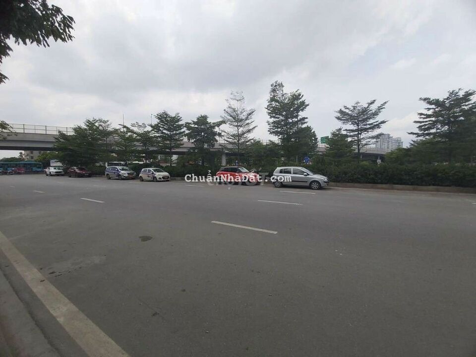 Bán đất Phạm Văn Đồng xây CCMN, chia lô tuyệt đẹp, cách phố 50m Bán đất Phạm Văn Đồng xây CCMN, chia lô tuyệt đẹp, cách phố 50m