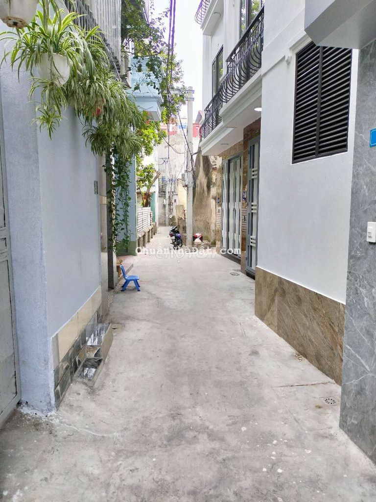 BÁN GẤP MẢNH ĐẤT XUÂN ĐỈNH - SÁT KOSMO - NGOẠI GIAO ĐOÀN - GIÁ ĐẦU TƯ BÁN GẤP MẢNH ĐẤT XUÂN ĐỈNH - SÁT KOSMO - NGOẠI GIAO ĐOÀN - GIÁ ĐẦU TƯ