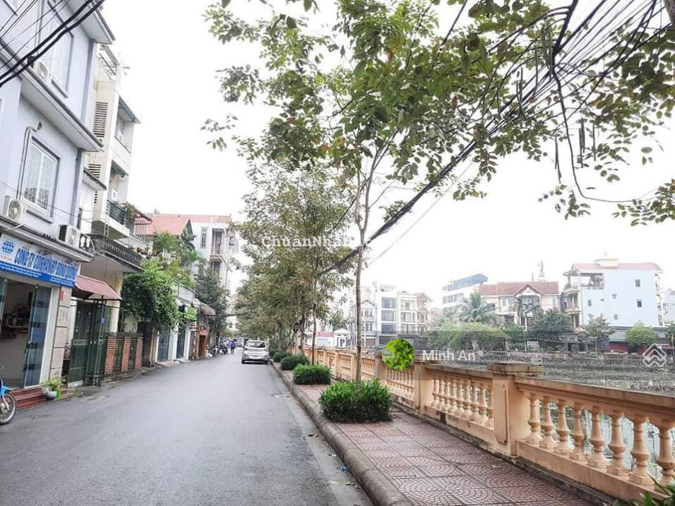 Bán đất Văn Tiến Dũng - Đức Diễn 70m2, MT 6m, lô góc, ô tô 4 chỗ đõ cửa, giá chỉ 4,9 tỷ