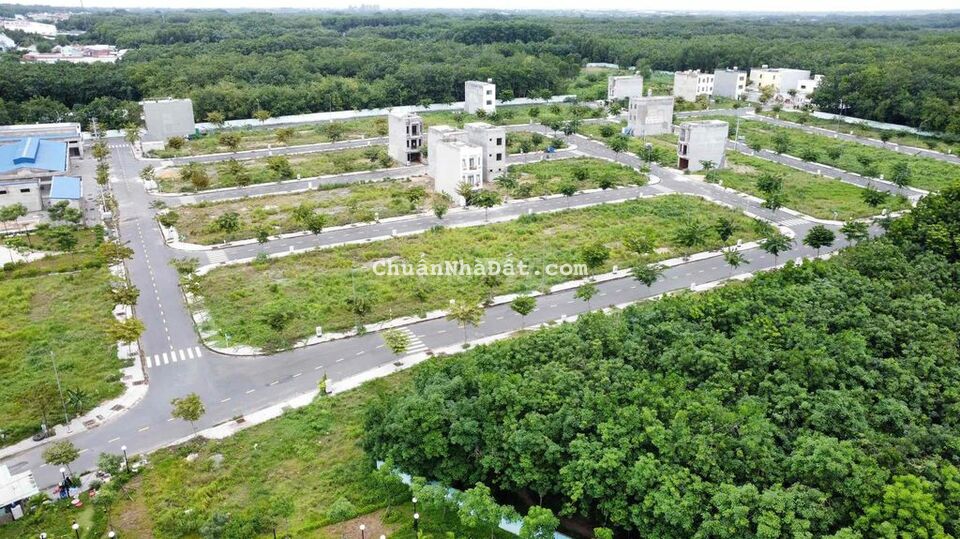 Đất mặt tiền đường lộ cần bán, hợp kinh doanh