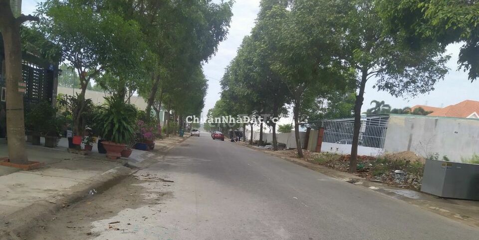 Ra Nhanh Lô Ngộp VSIP2a 100m2 giá 920 triệu chốt