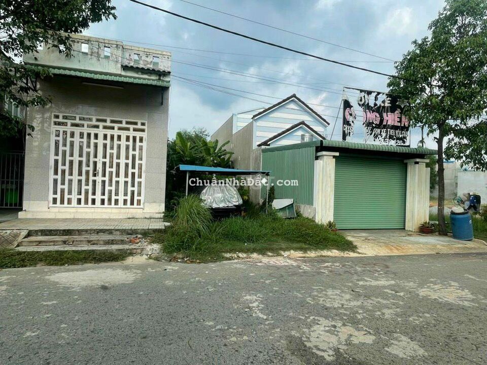 Đất đường nhựa giáp 2 khu công nghiệp, Mỹ Phước 3,Bến Cát,Bình Dương