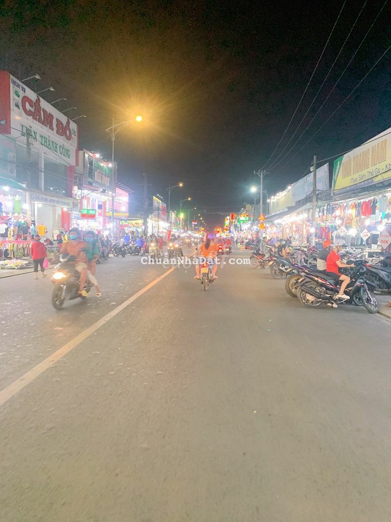 bán gấp lô đất ngay chợ kd đông dúc. 150m2