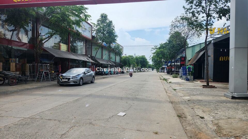 Bán đất chính chủ 300m2, 2 sổ dời, MP3, Bình Dương