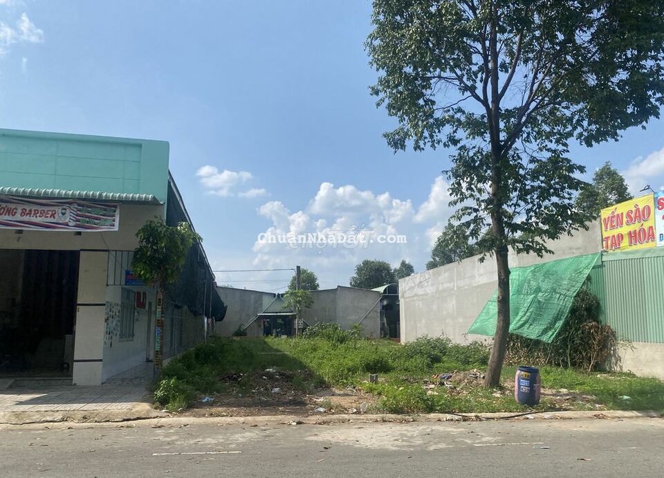 10m x 30m, thông chợ Bình Dương, sổ hồng riêng, giá 1.250 triệu/ 150m2