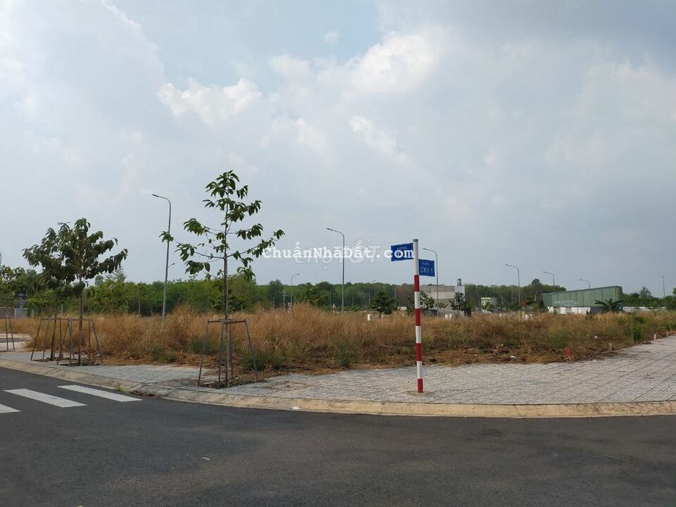 Chính Chủ Bán Lỗ đất P Mỹ Phước 70m2 giá ngộp 1ty09 full thổ cư Chính Chủ Bán Lỗ đất P Mỹ Phước 70m2 giá ngộp 1ty09 full thổ cư