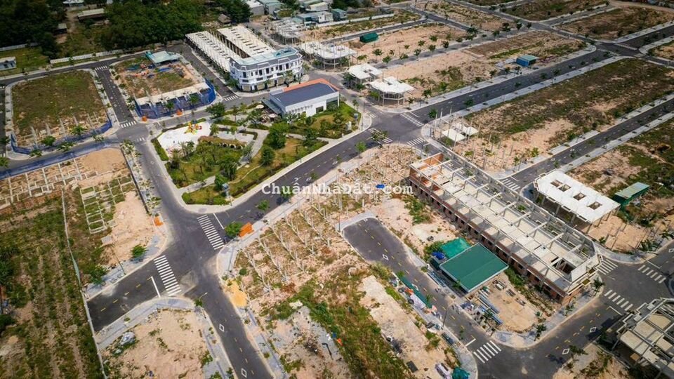 70m2 thổ cư , sổ riêng 480 triệu ngay trung tâm Bến Cát 70m2 thổ cư , sổ riêng 480 triệu ngay trung tâm Bến Cát