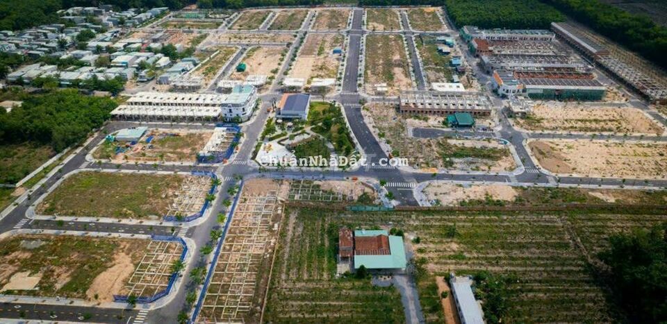 70m2 thổ cư , sổ riêng 480 triệu ngay trung tâm Bến Cát 70m2 thổ cư , sổ riêng 480 triệu ngay trung tâm Bến Cát