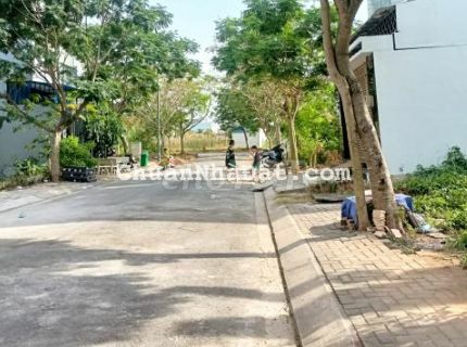 Cần bán nhanh lô đất ngộp giá công nhân đường thông KCN Mỹ Phước 2