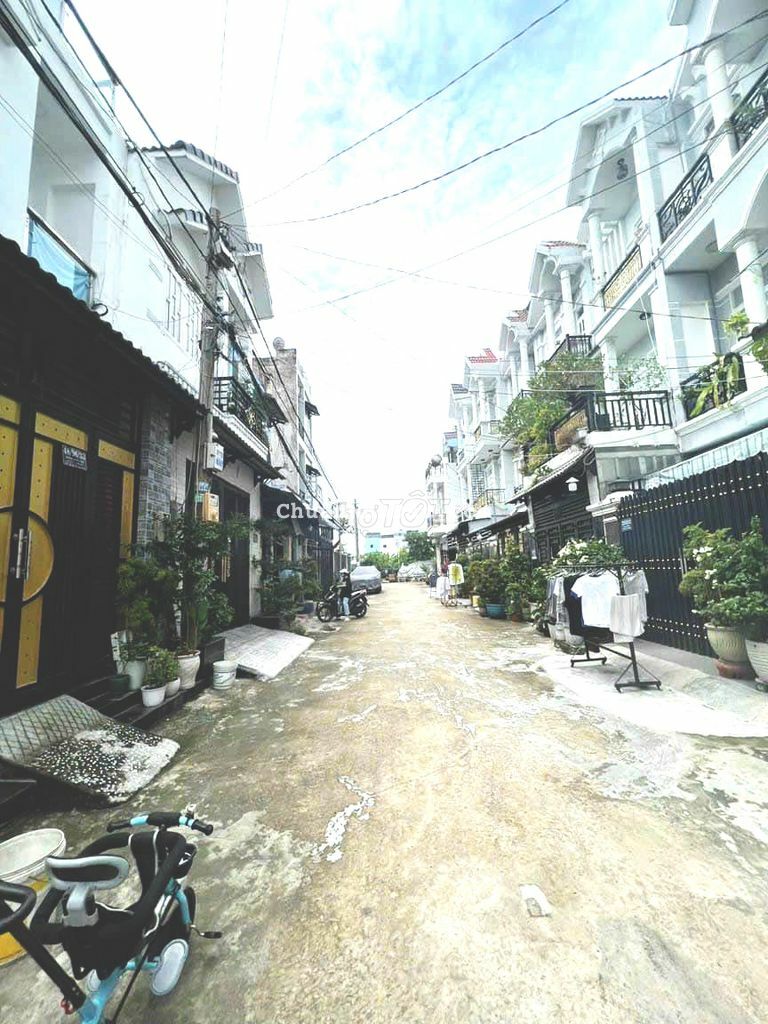 Hàng hiếm 5x15 đối diện chợ Chánh Lưu giá công nhân 530tr