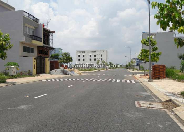 Bán Gấp Lô Đất 80m2 Vị Trí siêu đẹp Tân Uyên Giá Ngộp Bán Gấp Lô Đất 80m2 Vị Trí siêu đẹp Tân Uyên Giá Ngộp