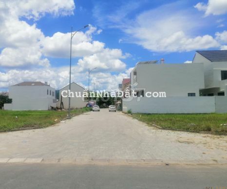 Cần tiền xây nhà cưới vk cho con bán gấp lô đất liền kề KCN Mỹ Phước 2