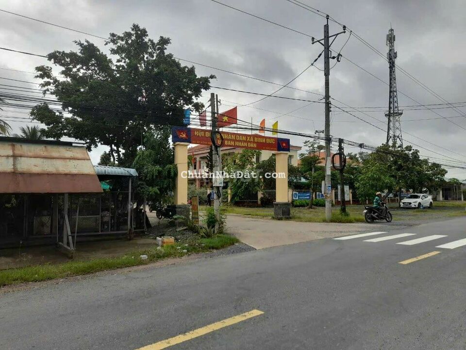 1000m2 đất vườn Bình Đức view kênh cực đẹp, 1.4 tỷ