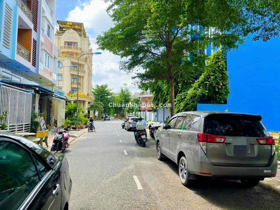 KDC Đường 10 || 7x20m đường số 11, hướng Bắc ( đường 6m; lề 3m)