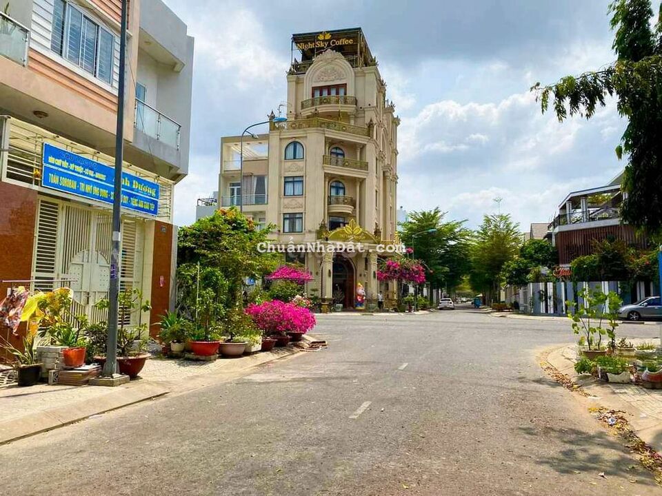 KDC Đường 10 || 7x20m đường số 11, hướng Bắc ( đường 6m; lề 3m)