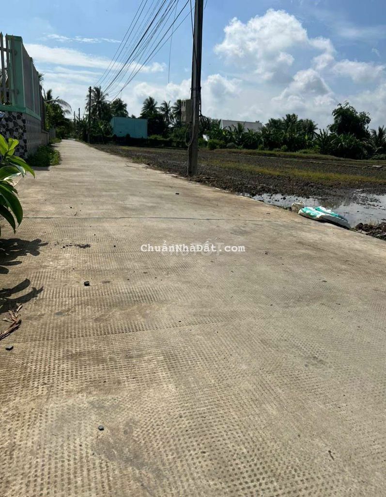 Xả hai nền thổ, xe hơi, 5.5x28m, chỉ 750tr Xả hai nền thổ, xe hơi, 5.5x28m, chỉ 750tr