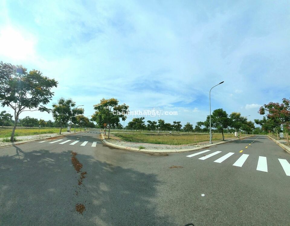 Bán gấp nền Lago Centro,giá 1,2 tỷ diện tích 80m2, công chứng ngay