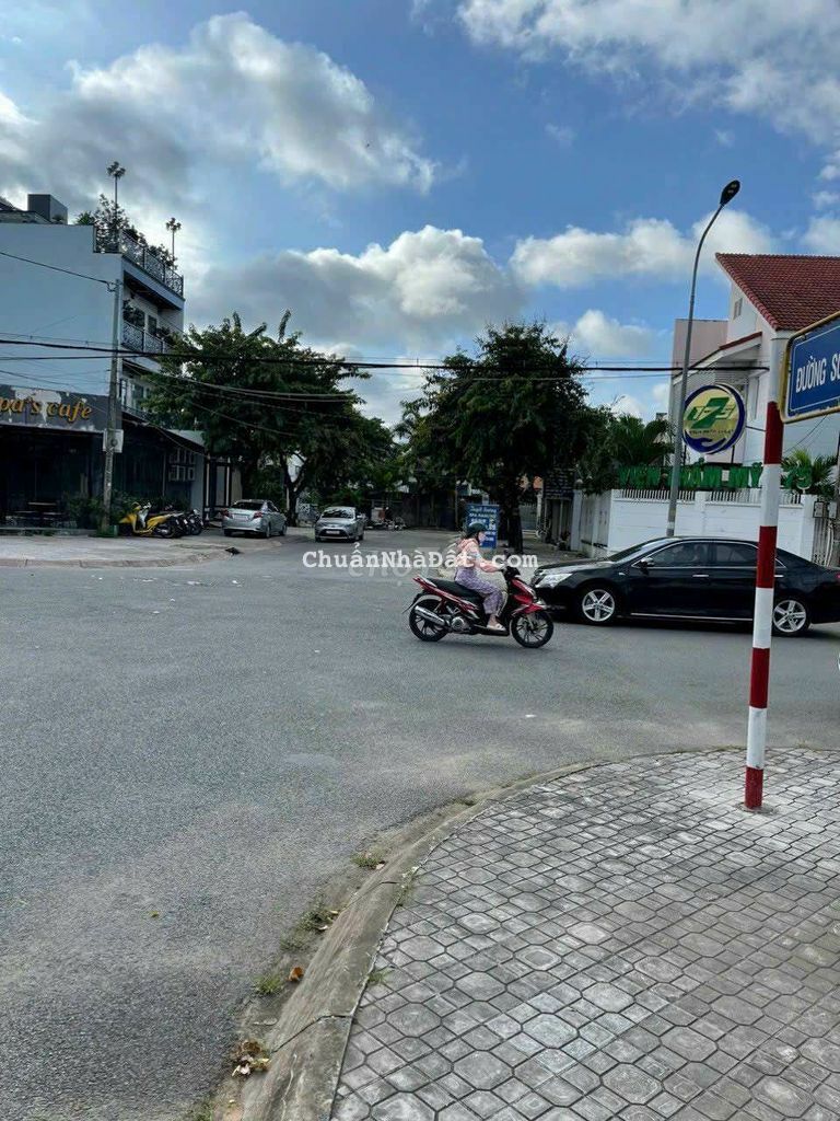 ĐẤT NỀN SÔ 2 KHU DC CHỢ CHUA PHÚ TÂN BẾN TRE