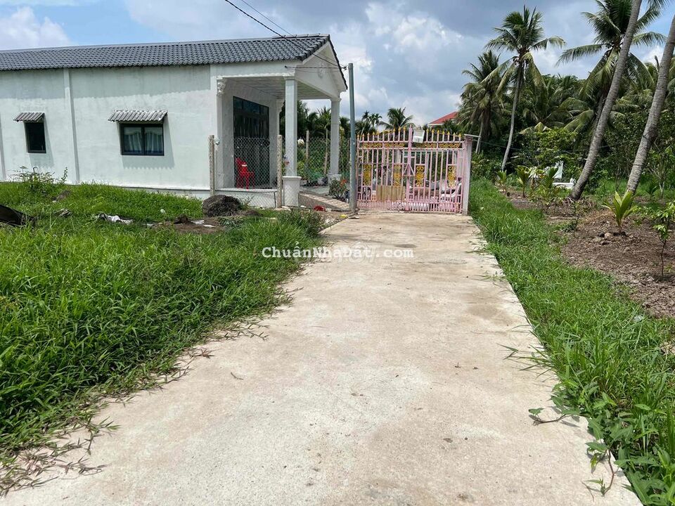 Bán nền 126m² có sẵn 50m² thổ cư đường oto 7 chỗ Sơn Đông, TP Bến Tre Bán nền 126m² có sẵn 50m² thổ cư đường oto 7 chỗ Sơn Đông, TP Bến Tre