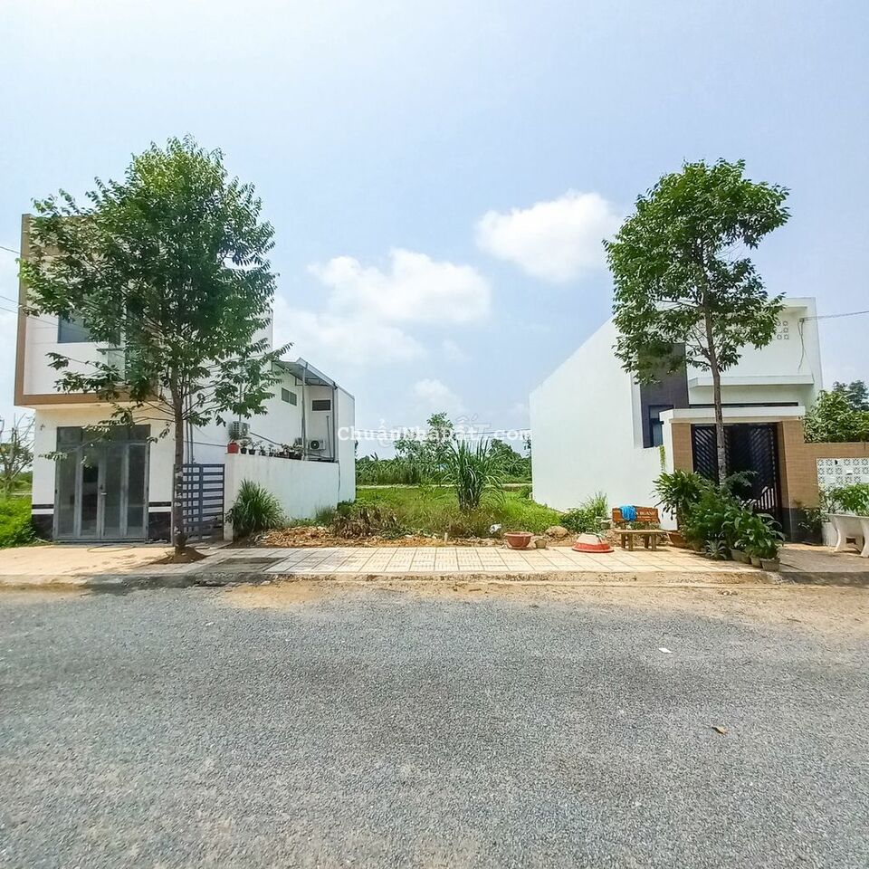 Bán Nền Thổ Cư. Sổ Hồng - Lộ giới 13m. Xây Dựng Tự Do